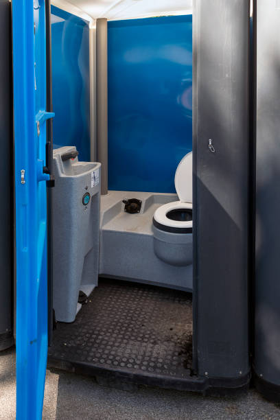 Best Luxury portable toilet rental  in Woody, WA